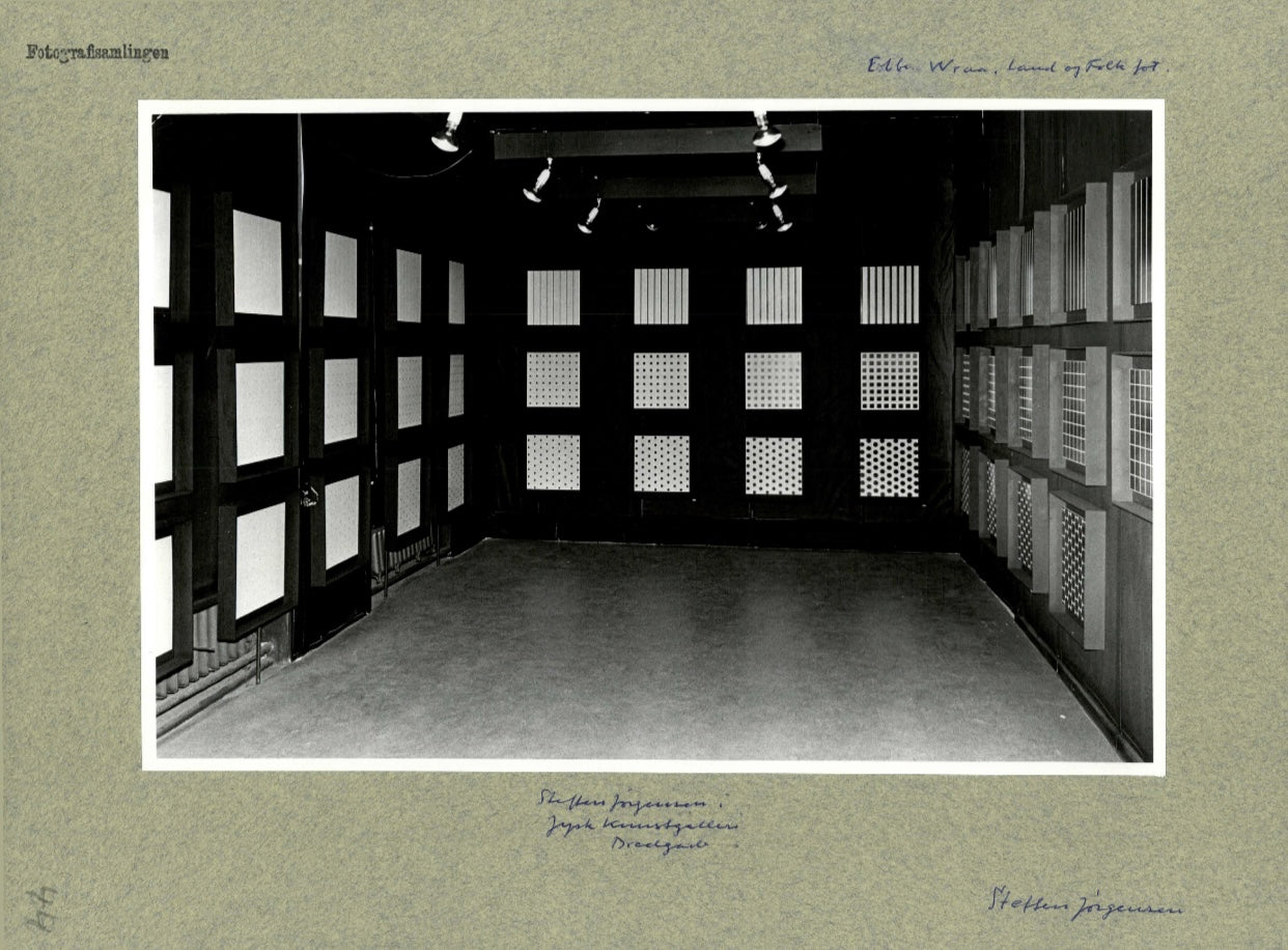 Steffen Jørgensen. “Experiment for estimating the redundancy of some simple visual forms”, 1967