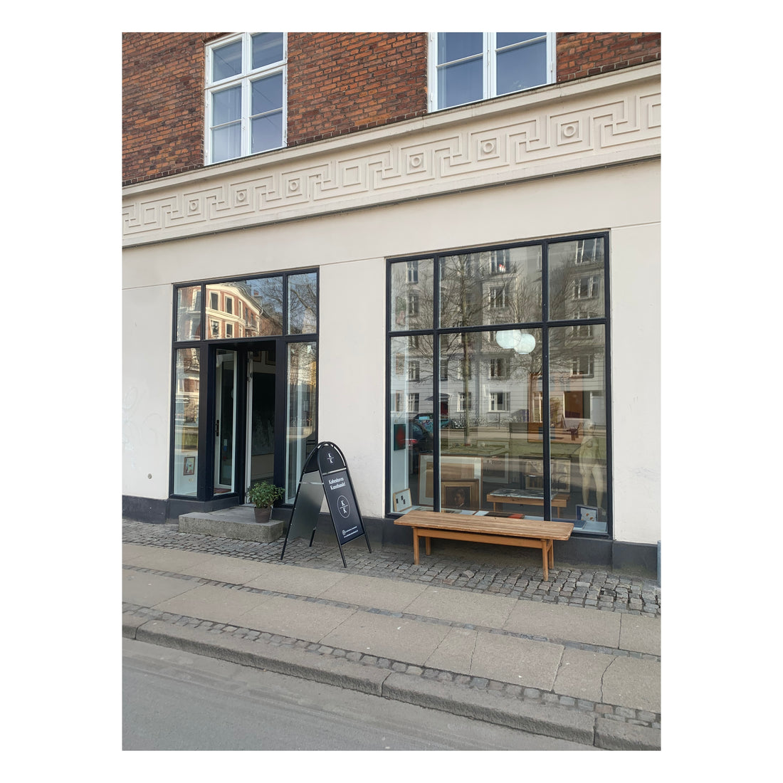 Københavns Kunsthandel er flyttet fra Frederiksberg til Vesterbro